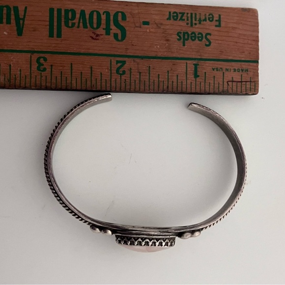 Sterling Silver Mother of Pearl Cuff Native American Vintage Bracelet - Picture 6 of 6